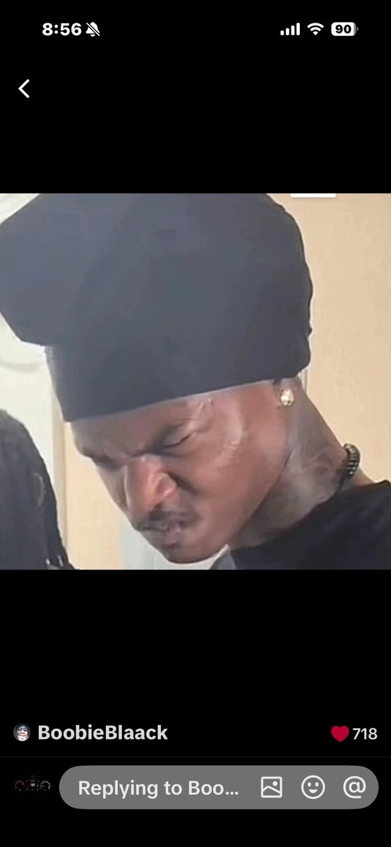 dreadheadbran04's tweet photo. @AkademiksTV @vladtv Trippie when he see this https://t.co/IOnlsJPT0Y