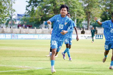 Multiple scenes of a football match between India and Pakistan. Players in blue jerseys with numbers like 10, 19, and 7 dribble a soccer ball on a grassy field. A scoreboard shows India leading Pakistan 3-2, with flags of both countries displayed. Banners with 