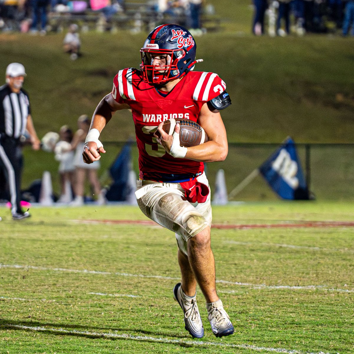 30 is back at it again.

5 more touchdowns means junior Brooks Zachry is back up for <a href="/oanewspreps/">OA News Preps</a> POTW! Vote at the link below. A newspaper subscription is required.

oanow.com/sports/high-sc…

#HailAcademy🍢