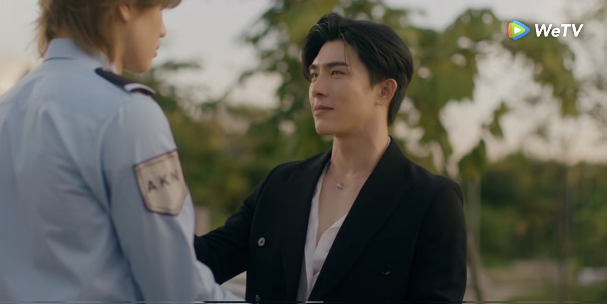 LUVJANANI's tweet image. The moment.... First time akin guide jin to his empty heart get passion and love with him... On this scene smartie smile most iconic 😍🥺🥺 #TopForm #TopFormTheSeries #だかいち
AKIN THE SEXIEST MAN
#TopFormEP1
#JinAkinの出会い
@bxxm_rvw @smart_csnp #smartcsnp #BXXMRVW
