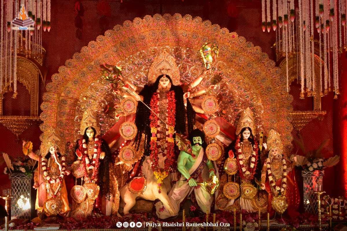 ShriHariMandir's tweet photo. Maa Mahishasur Mardini Sandhya Aarti 🪔
📍ShriHari Bagichi | Day 1/10
Yagna Sena - The Vedic Rituals Team
📲 +91 70160 35554
#ShardiyaNavratri2025
#VedicRitualsTeam
#YagyaSena | @yagyasena
#SandhyaArti | @PPBhaishri https://t.co/4bTNCTPh1e