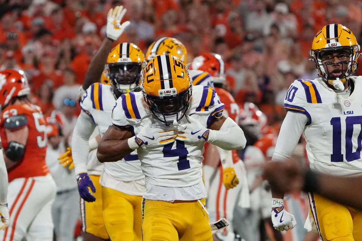 Our highest-graded CBs, nationally:

1) Mansoor Delane, <a href="/LSUfootball/">LSU Football</a>: 98.9
2) Demetres Samuel Jr., Syracuse: 96.6
3) Hezekiah Masses, California: 96.4
4) Colton Hood, Tennessee: 93.6
5) Keith Abney II, Arizona State: 92.8
6) DeAgo Brumfield, Mississippi State: 92.7
7) Will James,