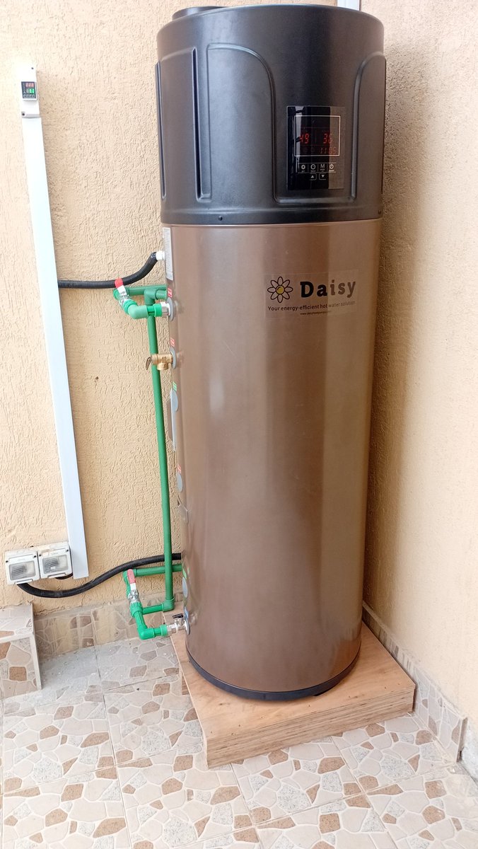 Bossyator's tweet image. Air Source Heat Pumb installed.  Are you familiar with this?.. its the reverse of a refrigerator, hot water all seasons.