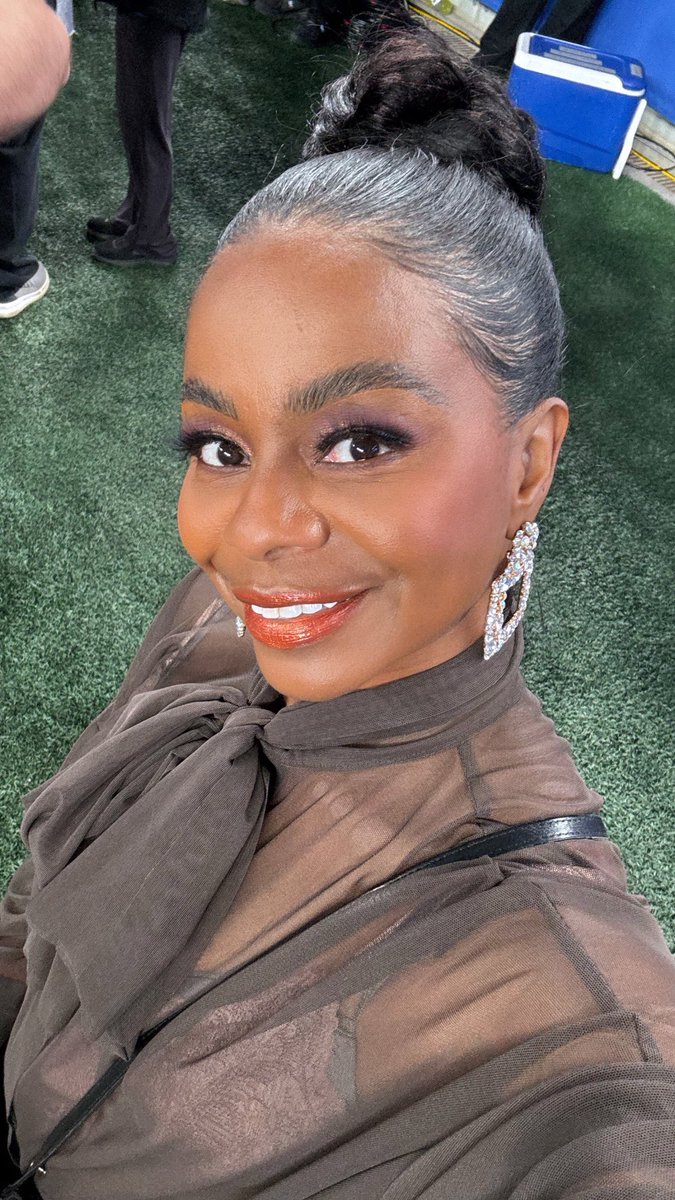 JosinaAnderson tweet media