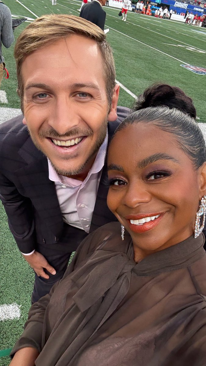 JosinaAnderson tweet media