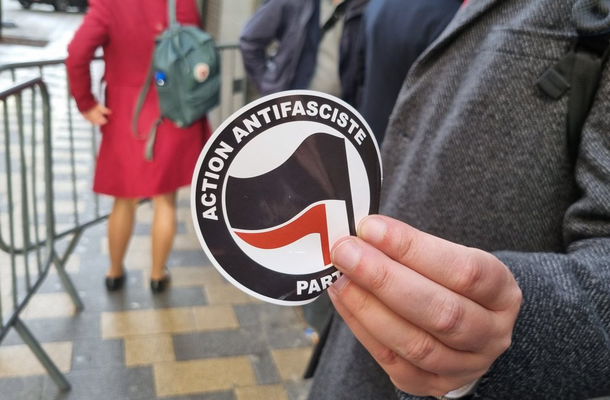 Centro de Derechos Fundamentales (@el_centro_df) on Twitter photo 🚨 El movimiento Antifa supone una amenaza para todos los ciudadanos europeos 🇪🇺, y así lo debe reconocer la Unión.
👉 El sábado, el ministro de Exteriores húngaro <a href="/FM_Szijjarto/">Péter Szijjártó</a> 🇭🇺 instó por carta a @KajaKallas 🇪🇺 a que la UE avanzara hacia la clasificación de “Antifa” como lo 🚨 El movimiento Antifa supone una amenaza para todos los ciudadanos europeos 🇪🇺, y así lo debe reconocer la Unión.
👉 El sábado, el ministro de Exteriores húngaro <a href="/FM_Szijjarto/">Péter Szijjártó</a> 🇭🇺 instó por carta a @KajaKallas 🇪🇺 a que la UE avanzara hacia la clasificación de “Antifa” como lo