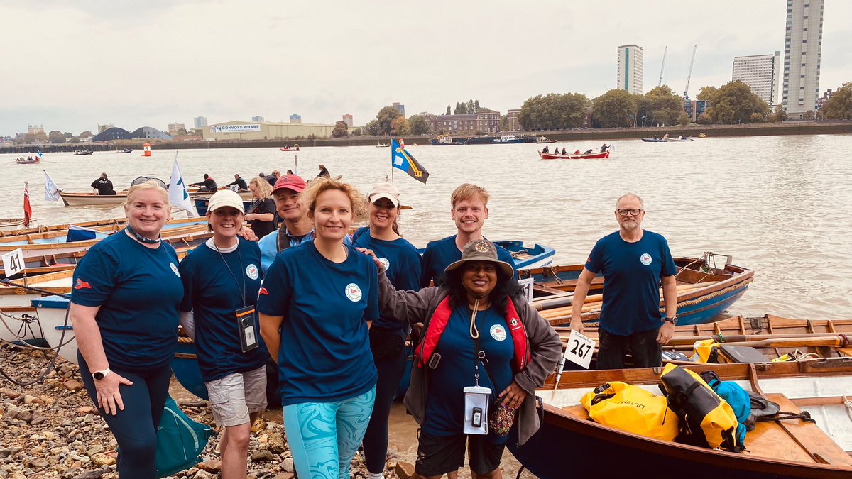 Congratulations to the #Greenwich Yacht Club rowing team in the 21.6 miles of the #GreatRiverRace. They were 194th this year out of 267 boats. Each year they get better and better, and 2025 is a best-ever result. And they also fundraised for the RNLI.