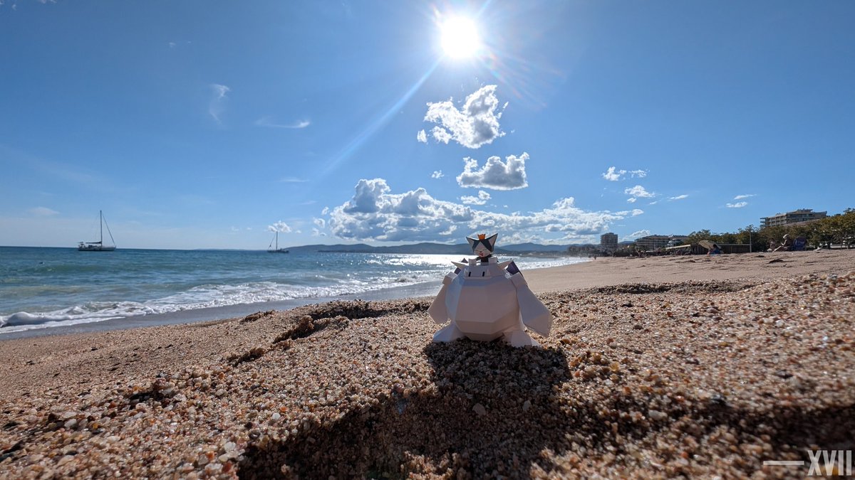 Ça fait longtemps ...

Cait Sith sur la plage de Fréjus.

On profite bien 😘