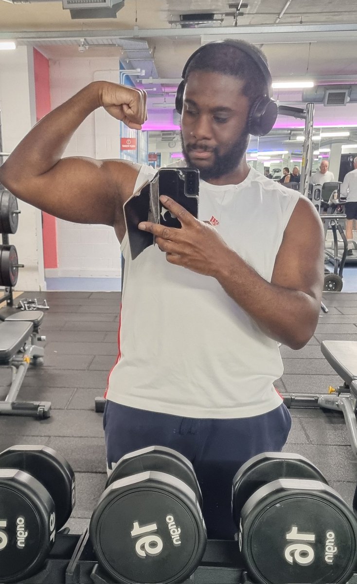 QuakaMayCry💫 tweet media