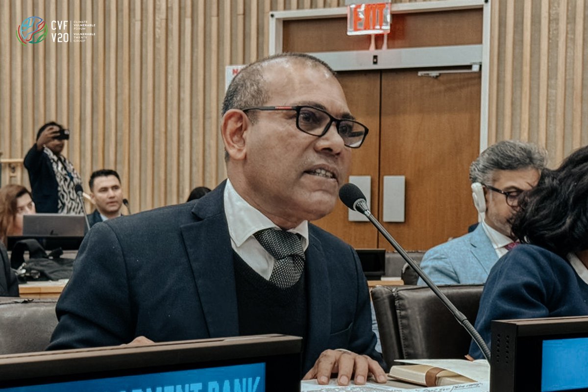 At #UNGA80 High-Level Solutions Dialogue on Accelerating Adaptation, Implementation and Investment, CVF-V20 Secretary-General <a href="/MohamedNasheed/">Mohamed Nasheed</a> emphasized that adaptation succeeds when countries lead. “There is no substitute for national and local capacity."