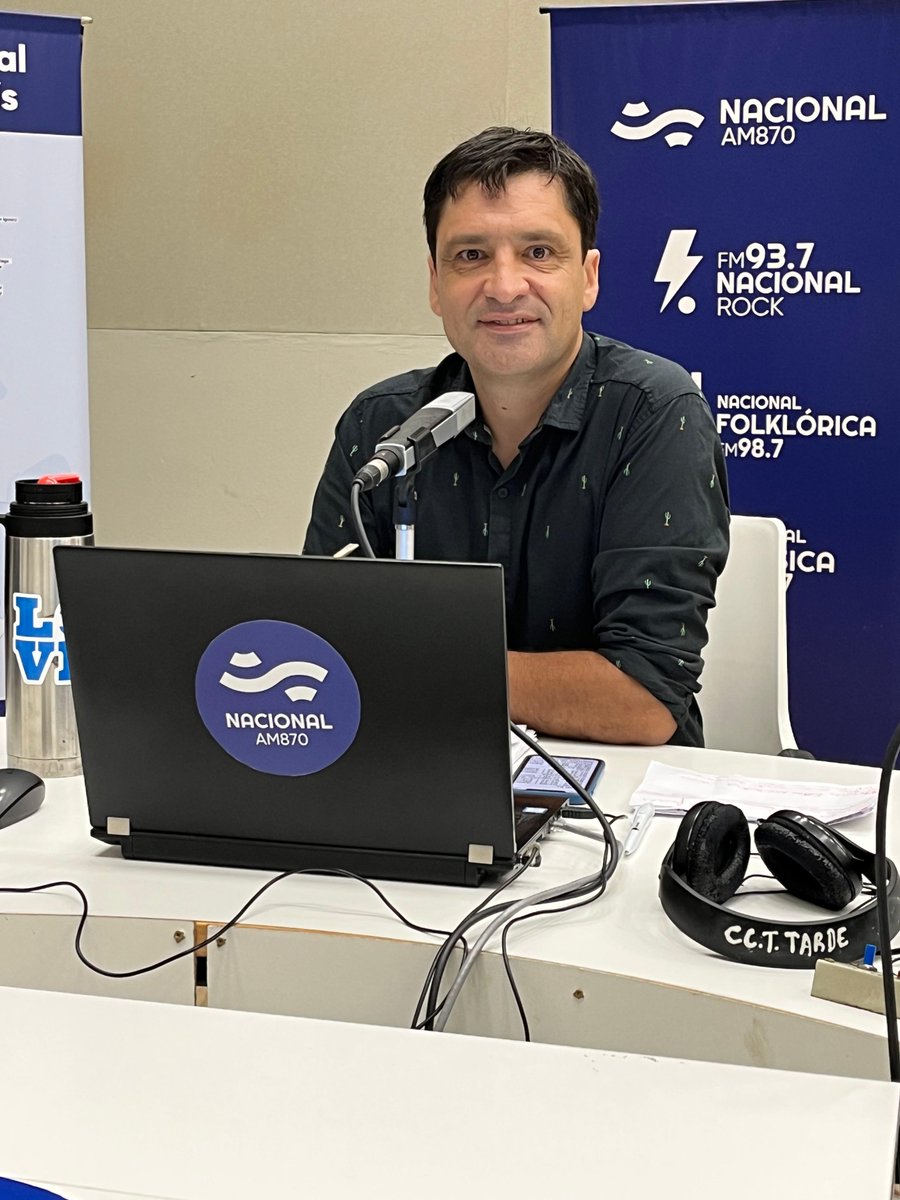 🌾#AireDeCampo 🌾

Micros Agropecuarios con <a href="/cesartapiaok/">César Tapia</a>
De lunes a viernes a las 7:45/10:45/16:45 hs por  <a href="/NacionalAM870/">Radio Nacional AM 870</a> 📻

Esuchalos acá 👇🏻                                                radionacional.com.ar/reproductor/re…