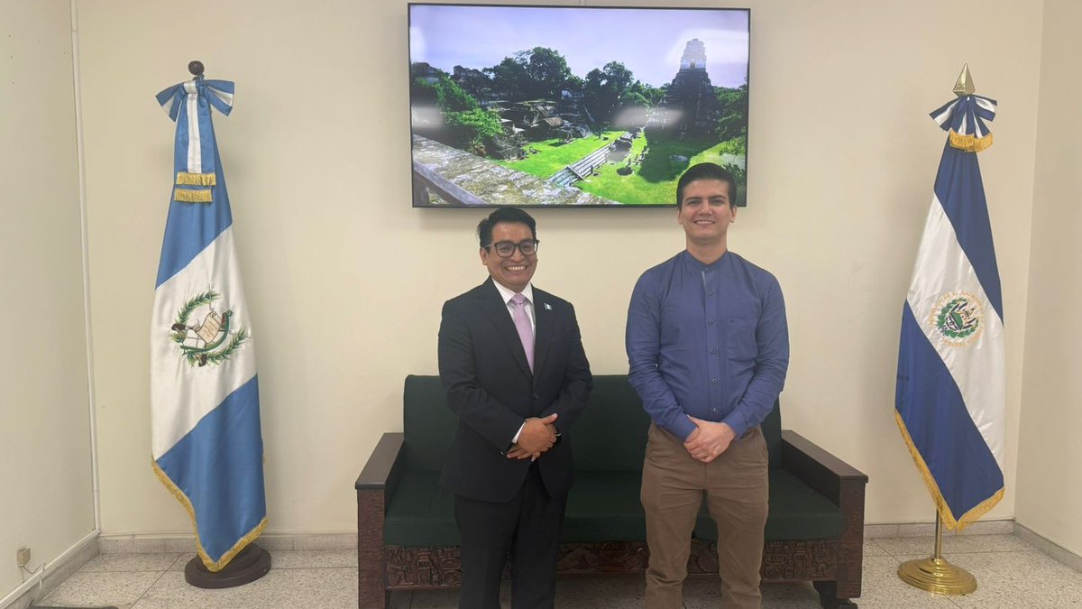 #DiplomaciaComercialGT | La Embajada de Guatemala en El Salvador, en colaboración con el representante de INVEST Guatemala, participó en una jornada de encuentros estratégicos. En estas reuniones, se establecieron conversaciones con los directores ejecutivos de FUSADES e INVEST