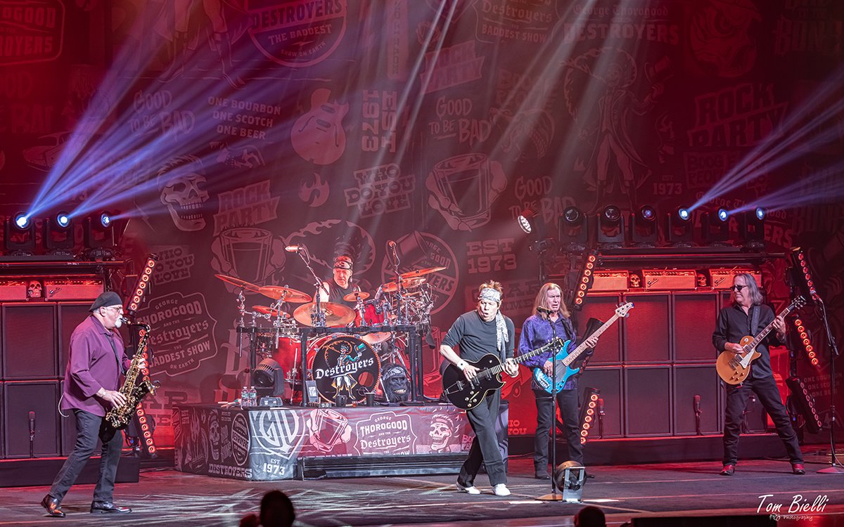 PalaceAlbany's tweet image. Tom Bielli & @NYStateMusic were on hand when George Thorogood and The Destroyers played the Palace last week! Check out their photos and review -> nysmusic.com/2025/09/18/in-…