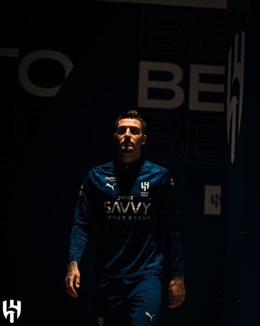 فيصل . tweet media