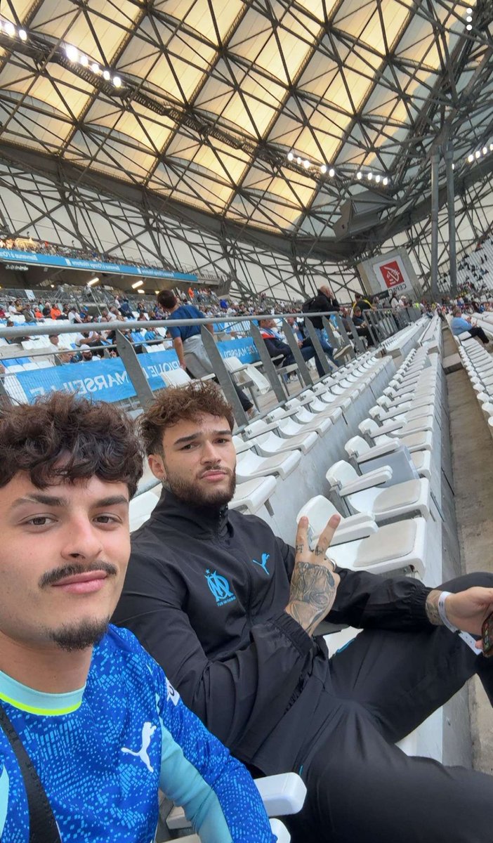 En place 🤍💙