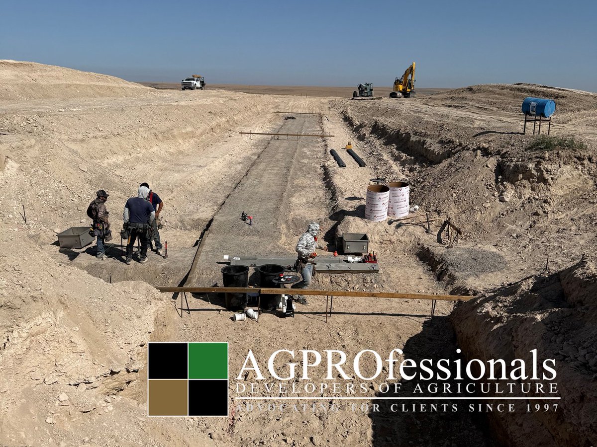 AGPConsult's tweet image. New #Dairy Build! 
Our team has had the opportunity to provide permitting, grading plans, and construction plans for this project, and it’s so rewarding to see it all coming to life.
#dairyfarm  #agengineering #agriculture #dairydesign #feedingfamilies #milk #FeedingAmerica