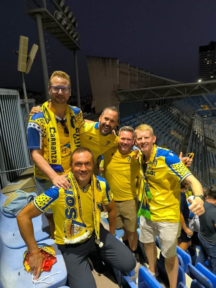 Málaga 0-1 Cádiz..Great day, great result ! ✌🏻💛💙 #MálagaCádiz