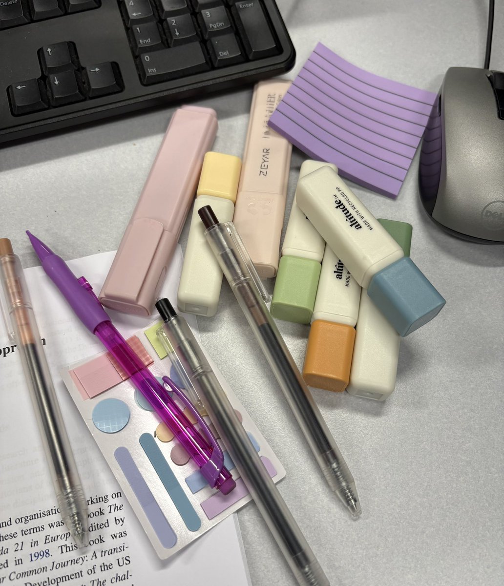 skyskymygoof's tweet image. #readytoread