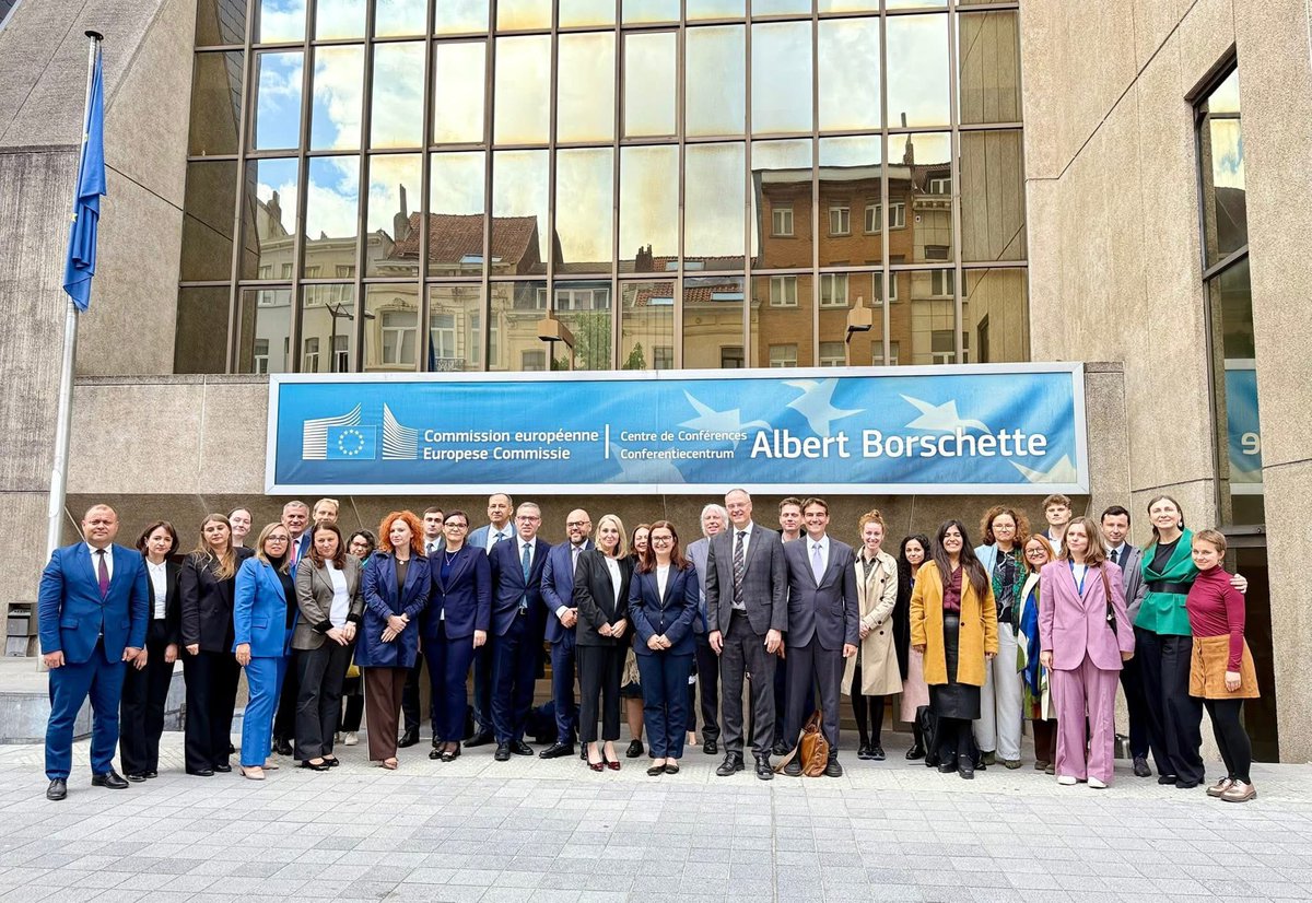 The bilateral screening process, one of the most complex stages of the 🇪🇺 accession agenda, was successfully completed today. A marathon of almost 15 months of intensive work &amp; over 100,000 pages analyzed in terms of alignment of the national legislation’s to the 🇪🇺 regulations.