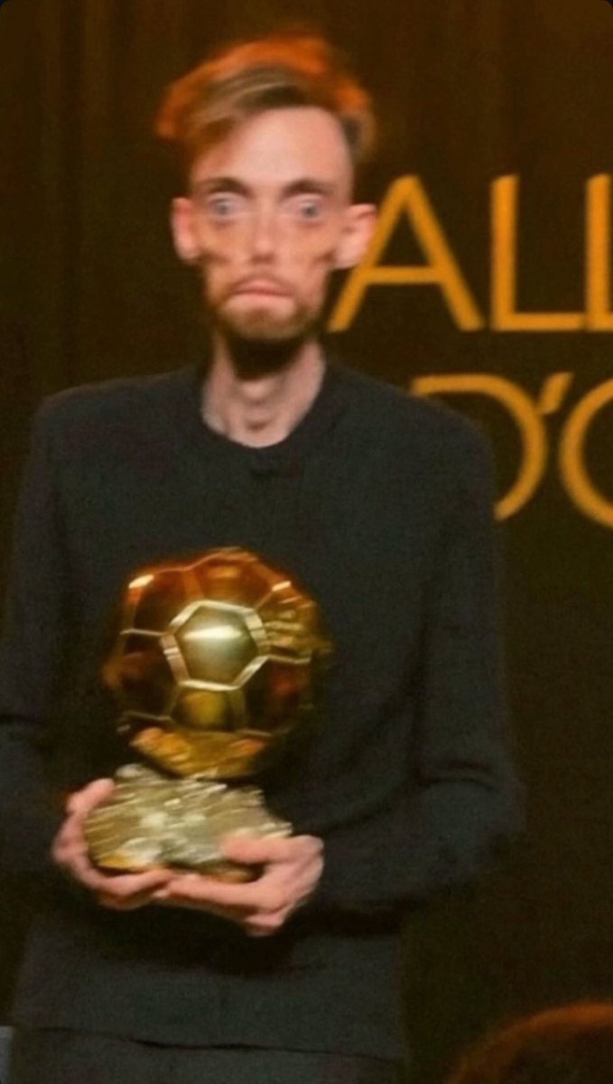 Que un jugador venga al final de la gala aquí en parís enseñándome esta foto en su móvil manda cojones