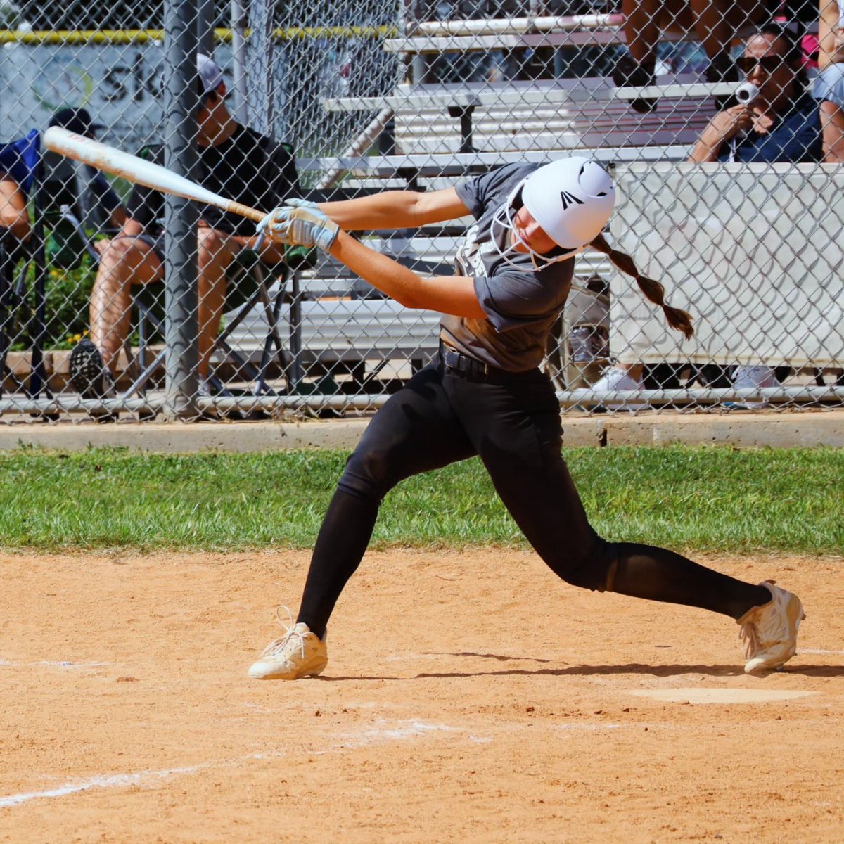 🌟🥎 HITS MACHINE ALERT! 🥎🌟
A huge congratulations to Peyton Ebel for dominating at the 2025 AFCS! 💥 She finished as the #1 Ranked Player in the Nation for Hits Per Game in 16U, averaging an incredible 2 hits per game! 🔥👏Your hard work &amp; consistency has paid off! 🥎💣🩶🤍
