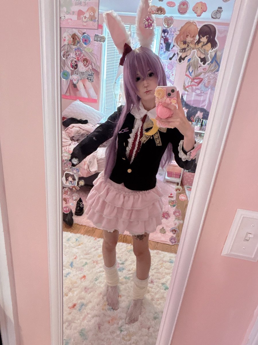 chudpaw's tweet image. which subreddits woild reisen use #reisenudongeininaba #touhouproject