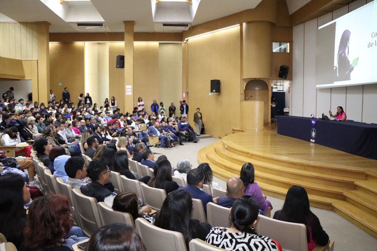 🔎 Iniciamos la Semana de la #Transparencia en la <a href="/BUAPoficial/">BUAP</a> con una charla sobre un tema crucial: la violencia digital contra mujeres y niñas. Porque la transparencia también implica fomentar entornos digitales seguros. 

Desde el Gobierno de la Ciudad estamos impulsando estos