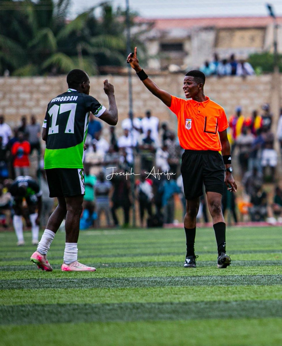 22-year-old William Agbovi makes his Ghana Premier League debut, officiating today's match between Dreams FC and Hearts of Oak 🔥❤️

📸  <a href="/josephodei09/">Joseph Afrifa Sarfo</a>