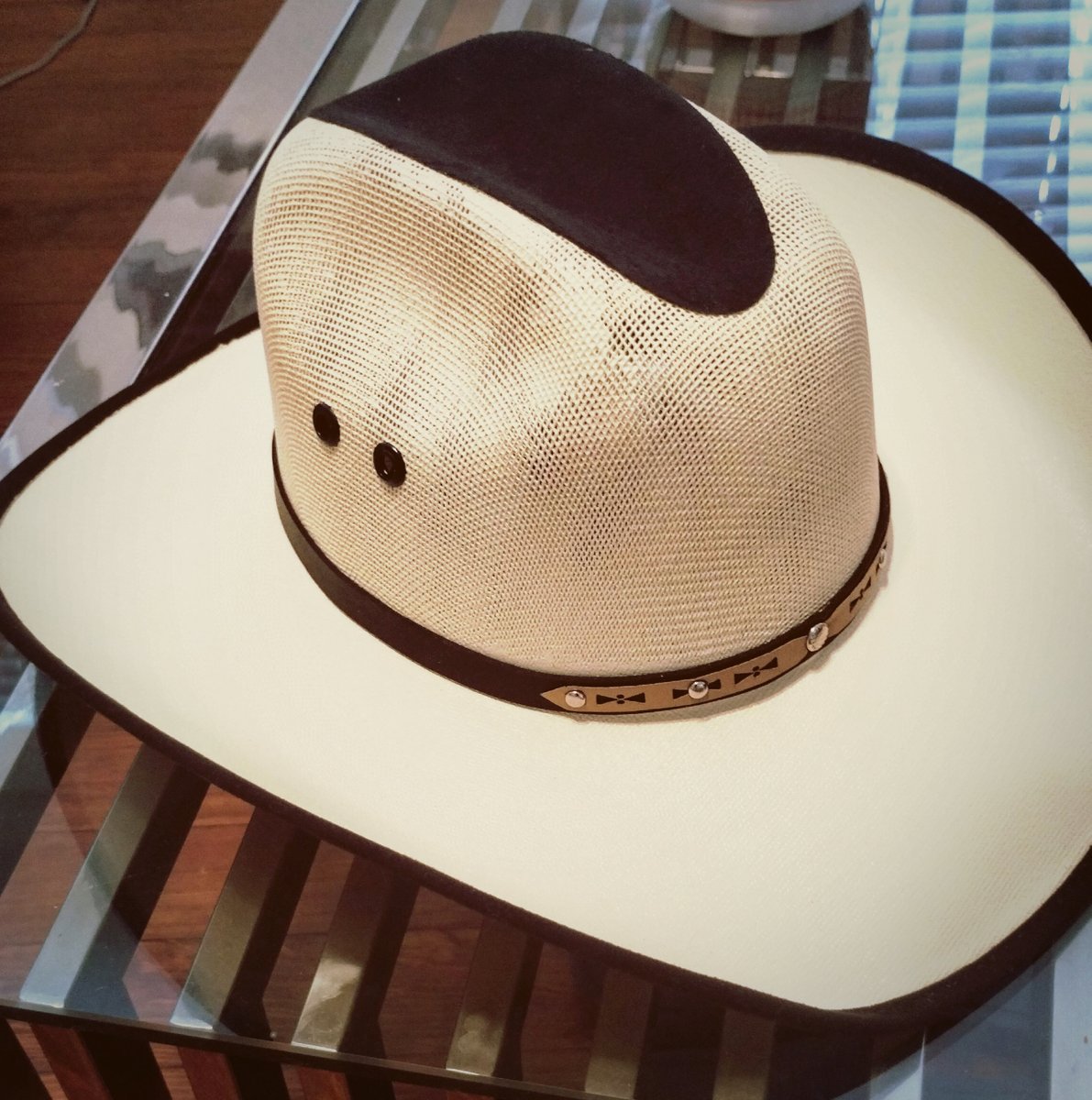 NathanTivon's tweet photo. You can tell from my hat where I'm at.👑 https://t.co/yXQruaSkG1