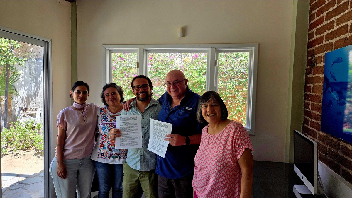 ✍ ¡Firmamos convenio con #NOSNoroesteSustentable! 
Apoyaremos la participación del sector pesquero en la prueba de nuevas tecnologías capaces de mejorar el monitoreo ambiental y los datos del sistema de alerta temprana en la Bahía de La Paz, #BCS.📡
