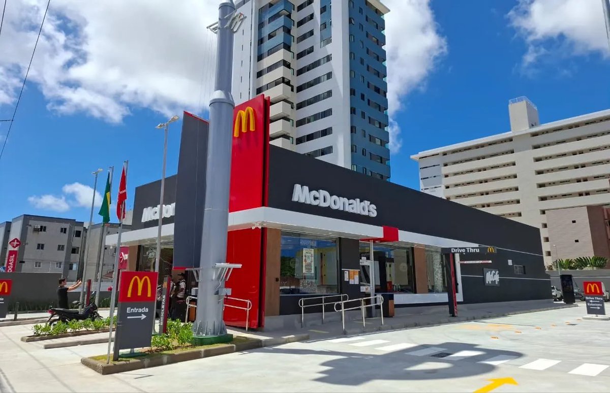 blogContrapoder's tweet photo. Emprego jovem: McDonald’s abre 30 vagas em João Pessoa » https://t.co/jqCC8gKUPZ https://t.co/88R9IwLcsJ