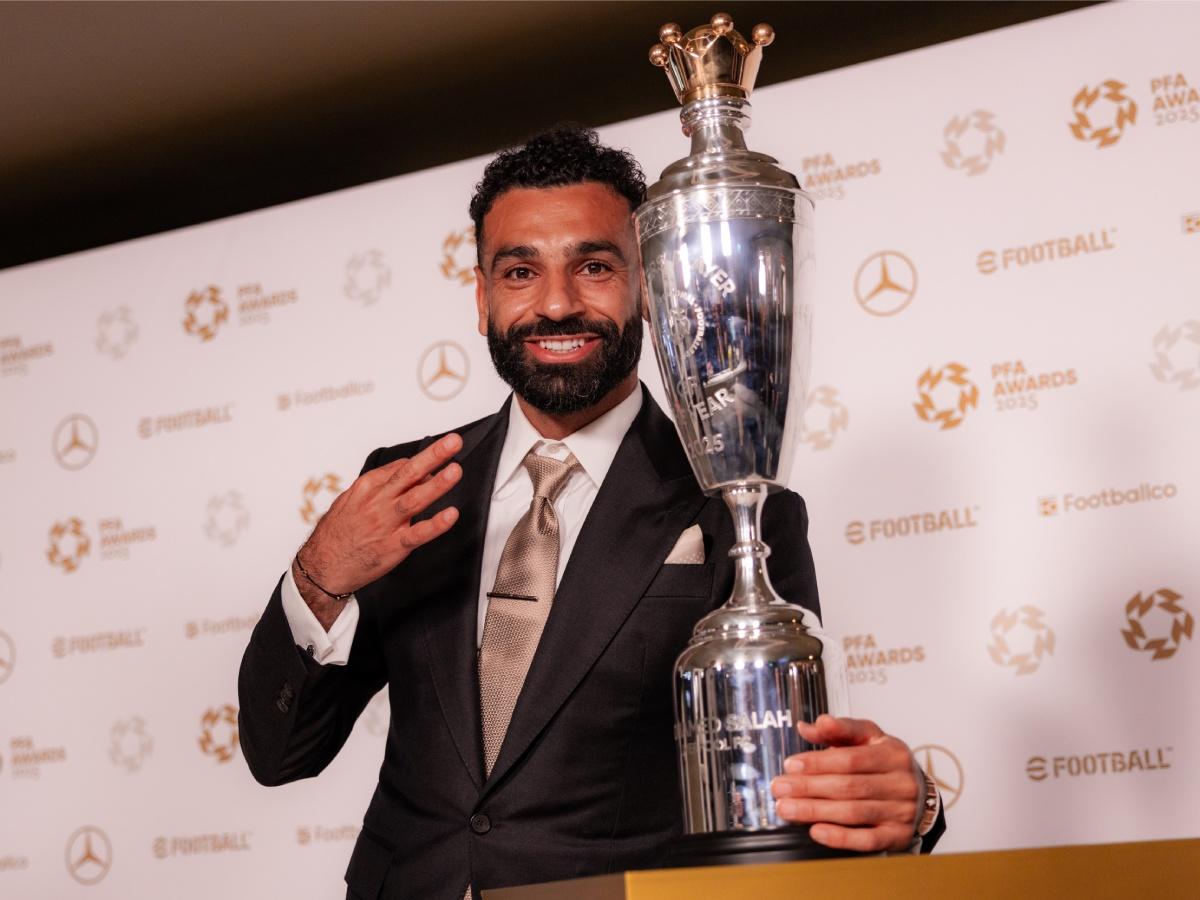 Coque_PL's tweet image. Su club no hace campañas, la prensa no se llena de propaganda y la muchedumbre que dice amar el fútbol no besa por dónde pisa.

Pero es el Número 1.

La temporada individual más bestia de los últimos 20 años en Inglaterra equivale a un 4° puesto en el Circo de Oro. Irrisorio.