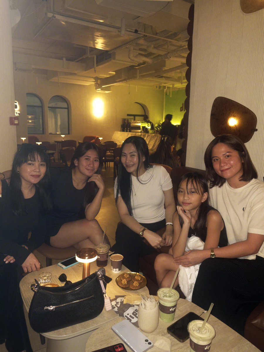 prettyenz's tweet photo. One of my for keeps.💕 thank you ladies never talaga pumalya ung "unplanned" na aya sa labas. Ung planong mag-ukay na nauwi sa business partners with matching matcha and coffee😂 https://t.co/n0JLsgtF57