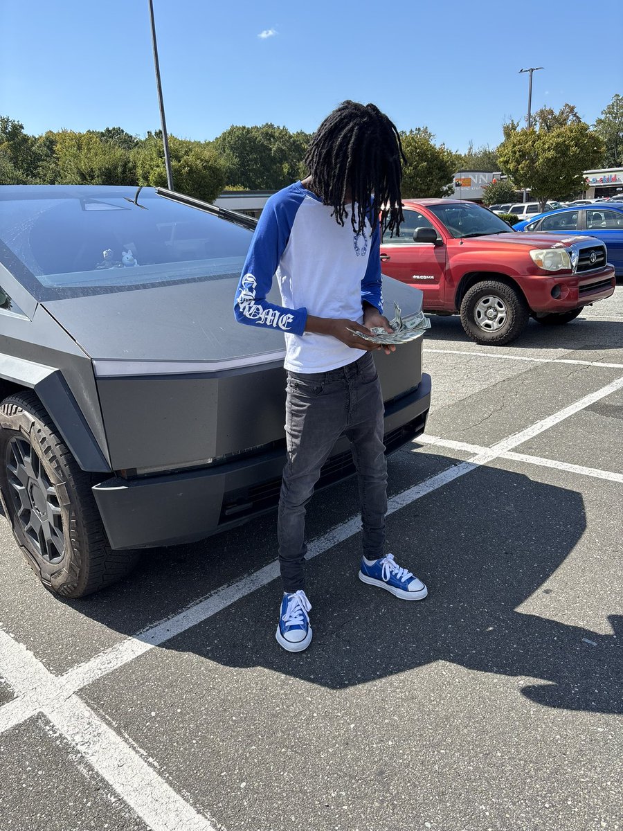 couldneverpass's tweet image. 🪼