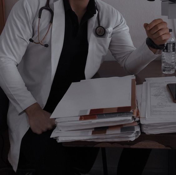 seaknower's tweet image. 𝒓𝒕 para difundir 
𝒎𝒈 para charlar por md

—— abierto a tramas (contactar al md)

#freerol
📍Departamento de Traumatología.