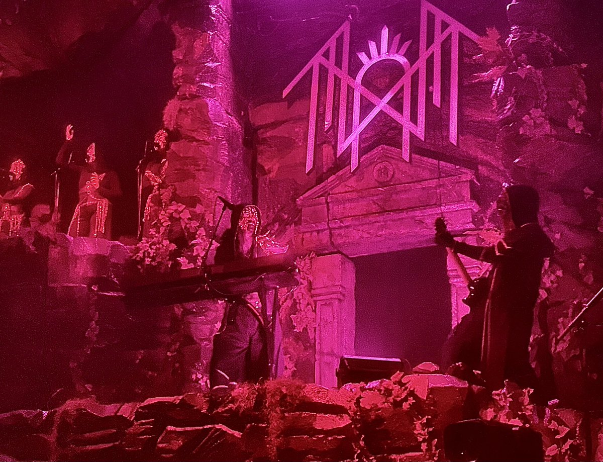 auetris ♱⚔️ tweet media