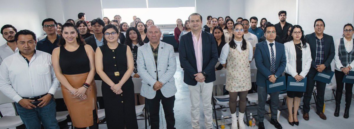 🎓 CONCLUYE EDICIÓN 2025 DE "FISCALÍA EN TU UNIVERSIDAD", CON LA PARTICIPACIÓN DE 200 ESTUDIANTES

La FiscalíaQro informa:

✅ Conclusión exitosa del programa "Fiscalía en tu Universidad" edición 2025 
👥 200 estudiantes de Derecho de 7 instituciones educativas participaron