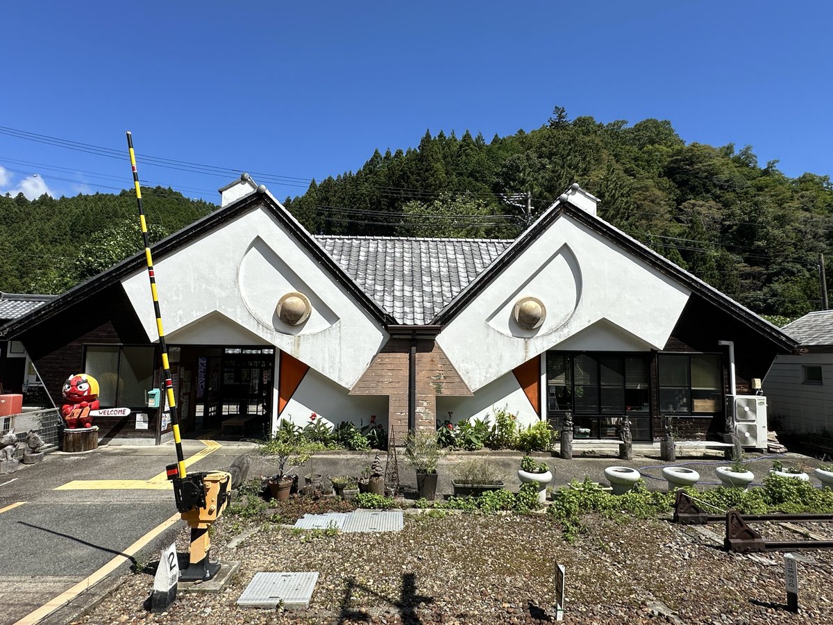 shurun's tweet image. まだまだ行きますよ。
南下してある駅へ。

#東栄駅

もうお分かりですね。

season3episode1の巡礼をしてました。
