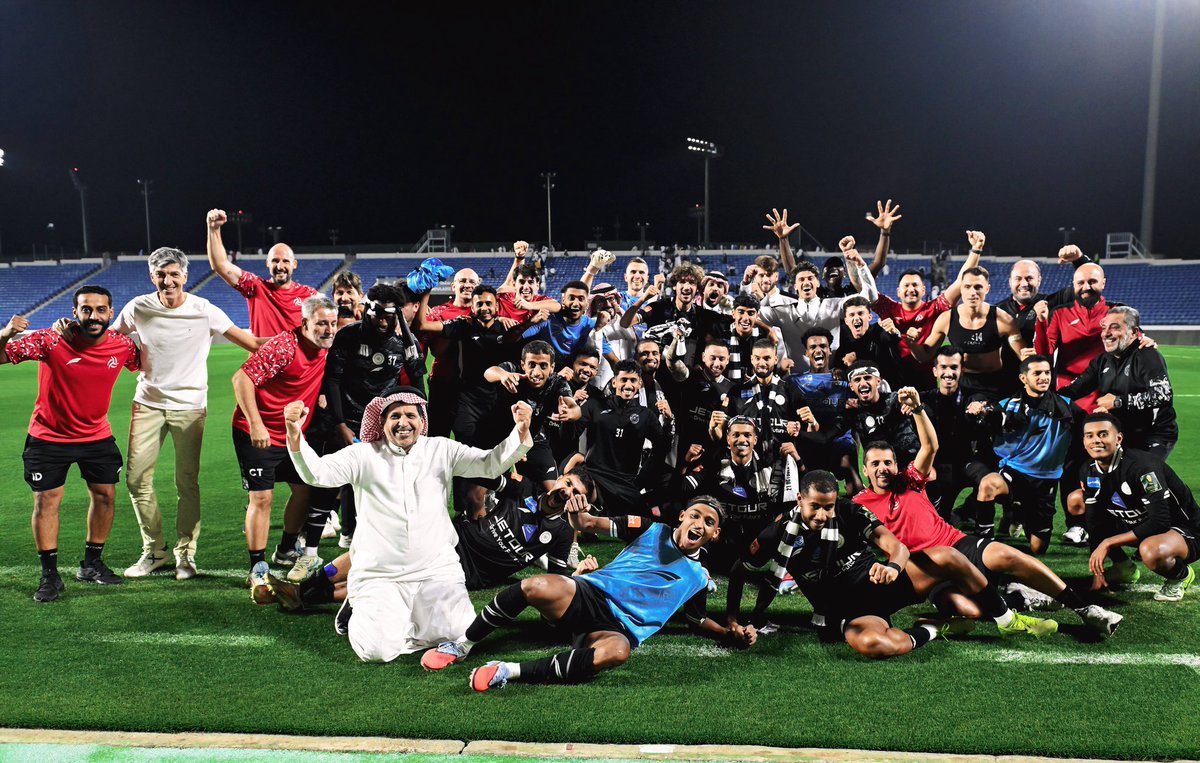 شبابستا 🥷 👀
لعيون التسعة اللي كتبوا ملحمة ما تُنسى 🔥🏁
ما نوفيهم إلا بحضور يليق في ملعبنا "SHG" 🏟️
رابط التذاكر:
webook.com/ar/events/rsl-… 
#الشباب_الخلود
#YallaShabab