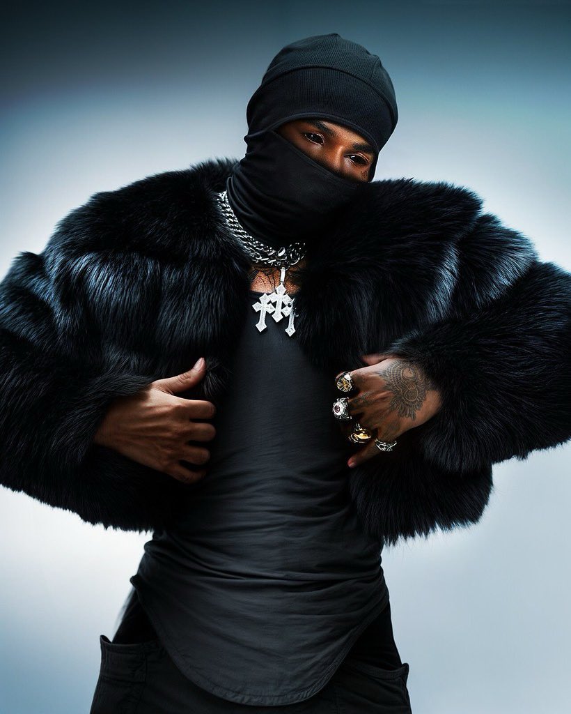 DIORXRATED's tweet image. 