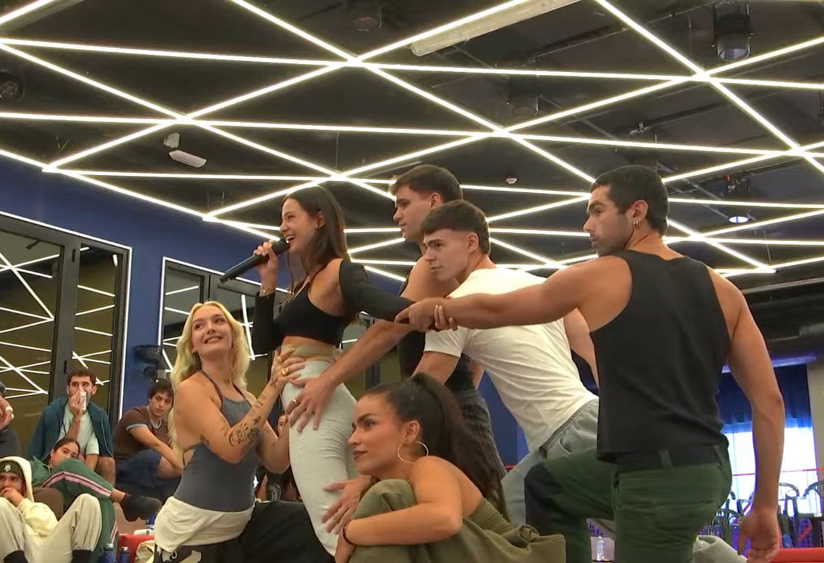 sara stormblessed 🏔️✨ tweet media