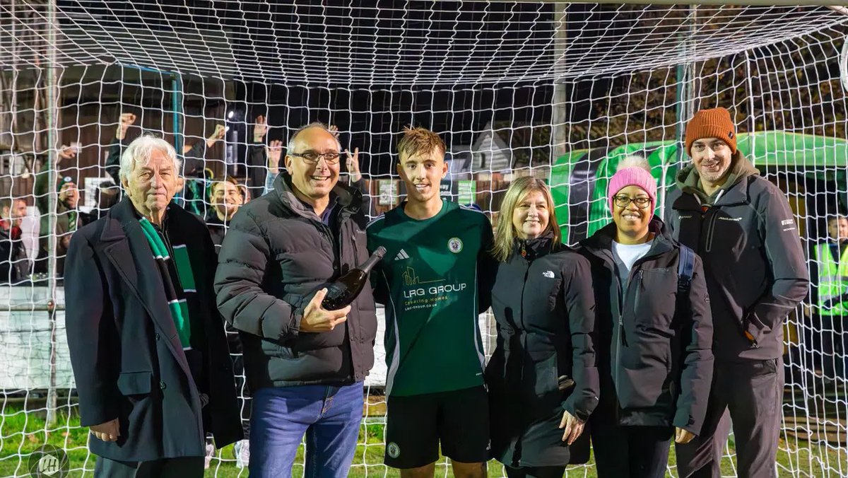 Burgess Hill Town FC (@official_bhtfc) on Twitter photo Congratulations to our friends at <a href="/FrontlineAuto/">Frontline Automation</a> who last weekend celebrated their 30th anniversary in business.
Frontline have sponsored the Hillians for many years and we send our best and thank Mark and Lisa for their ongoing support of the Hill.
💚🖤 #COYH Congratulations to our friends at <a href="/FrontlineAuto/">Frontline Automation</a> who last weekend celebrated their 30th anniversary in business.
Frontline have sponsored the Hillians for many years and we send our best and thank Mark and Lisa for their ongoing support of the Hill.
💚🖤 #COYH