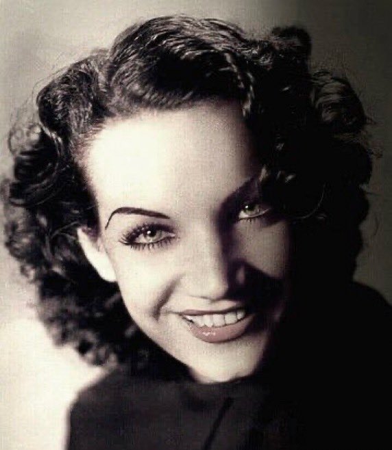 PG13Reynolds's tweet image. Color Me Hispanic &amp;gt; Celebrating #HispanicHeritageMonth

Lupe Velez * Katy Jurado * Carmen Miranda * Dolores del Rio 

#DEI #Latinx