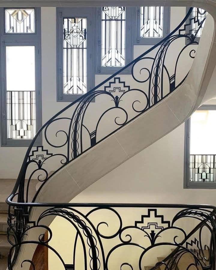 Art Deco Stairway
