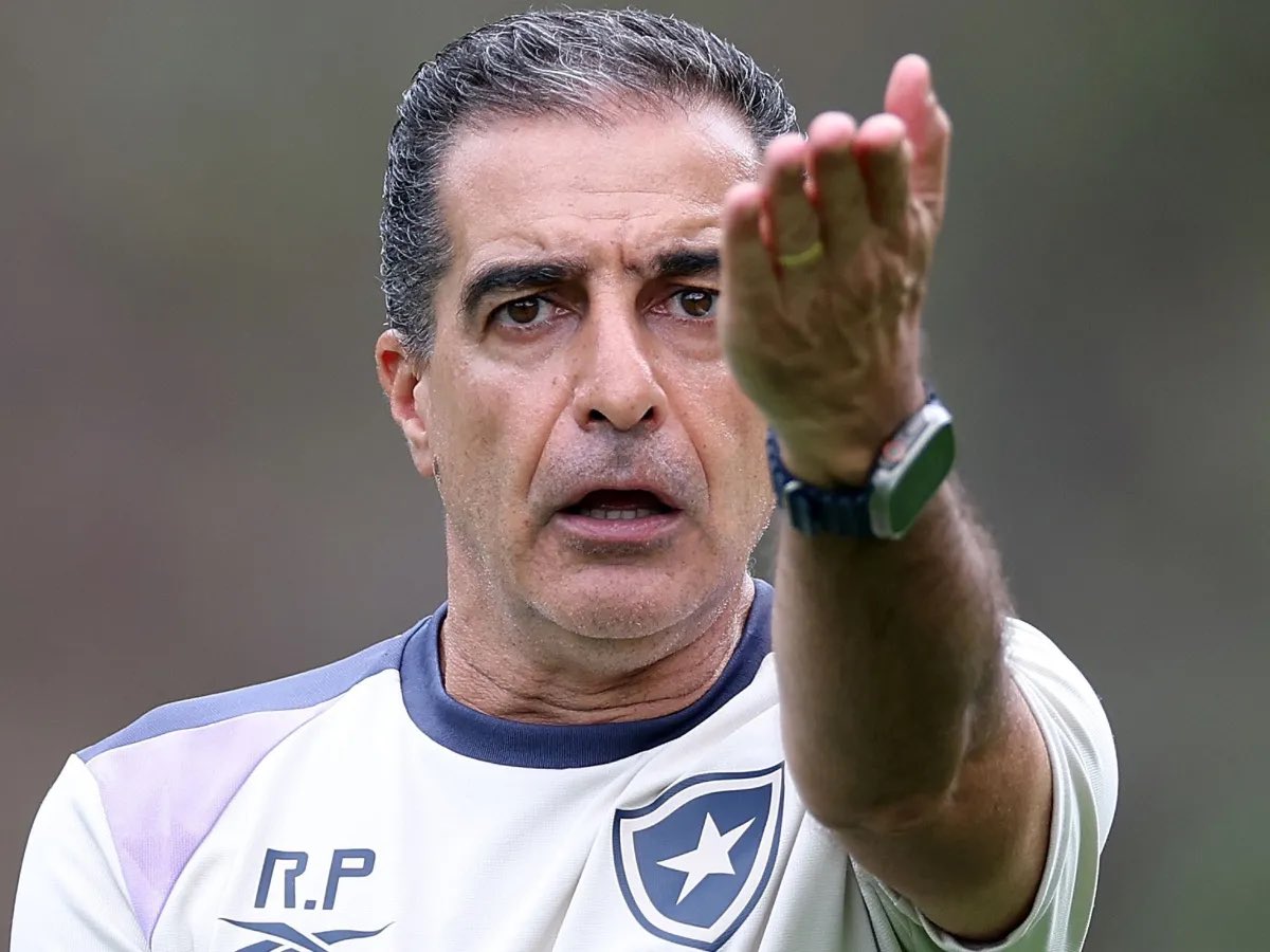 Gurizada negócio é o seguinte, trago uma #INFORMAÇÃO de quem vai ser o novo técnico colorado.

Trata-se de Renato Paiva, confirmei com fontes fortíssimas que o treinador está apalavrado e com meta de tirar do rebaixamento e ganhar o campeonato gaúcho.

Gostamos!

Feitoria? Abc!