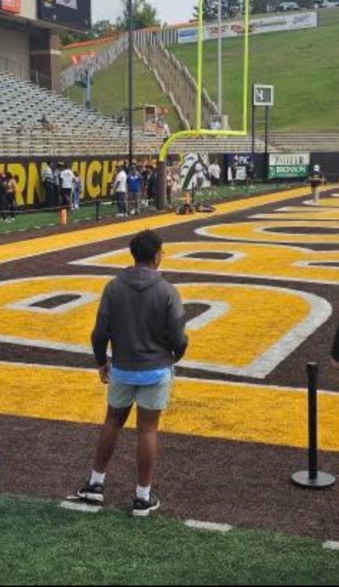 I had a great time at <a href="/WMU_Football/">Western Michigan Football</a> this weekend! Thank you <a href="/Robert_Lamastra/">Robert Lamastra</a> for the invite, and congrats on the big win in the Zoo! <a href="/AllenTrieu/">Allen Trieu</a> <a href="/PrepRedzoneIL/">Prep Redzone Illinois</a> <a href="/CamAllenFB/">Cam Allen</a> <a href="/LemmingReport/">Tom Lemming</a>