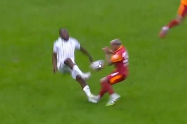 Siz bunları bu ligde vermezsiniz Avrupa da daha çok nal toplarız 
Bu her takımımız için geçerli