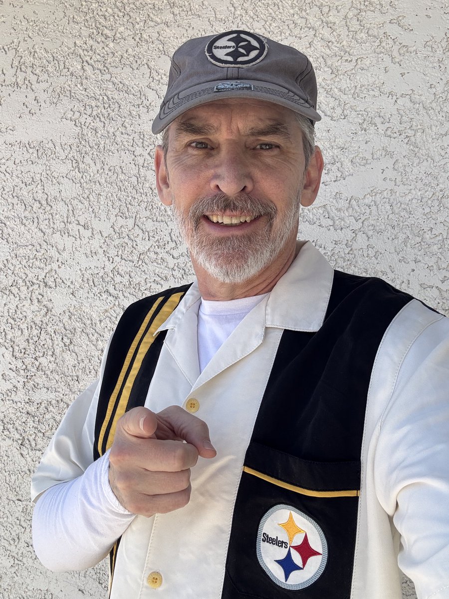 VegasFootballProxy tweet media