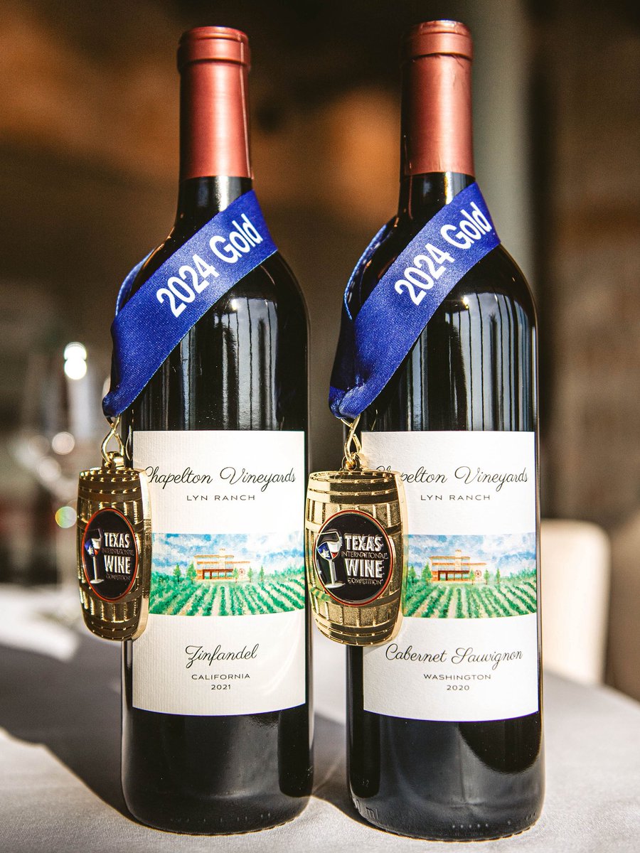Hello, Fall! 🍂
From September 23–30, enjoy 10% off all red wines – the perfect time to stock up your cellar for cozy nights ahead. 

Sip, savor, and save this season. 🍇

🔗 Shop the Fall Reds Sale chapeltonvineyards.orderport.net/wines/WINE/RED

#FallVibes #RedWineSeason #WineSale #StockYourCellar