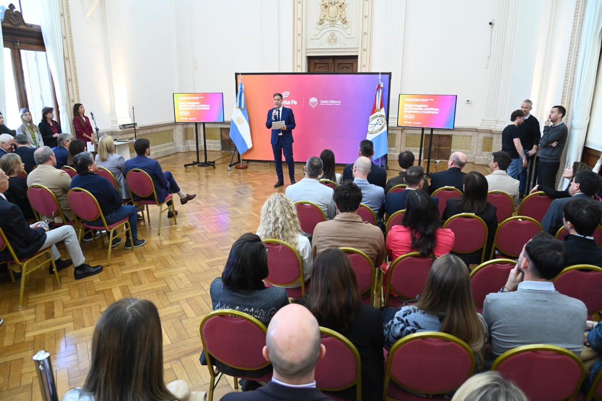 🚀El primer organismo 100% DIGITAL de Santa Fe

El nuevo Registro de Personas Jurídicas, Empresas y Contratos (RPJEC) refleja que un Estado más eficiente se construye con más innovación y menos burocracia.

Esa es la visión que compartimos con <a href="/GiScaglia/">Gisela Scaglia</a> y <a href="/maxipullaro/">Maximiliano Pullaro</a>